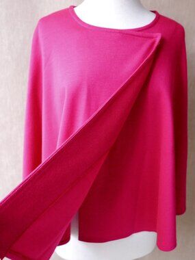 Handmade Bright Pink Lightweight Knit Cape | Size M